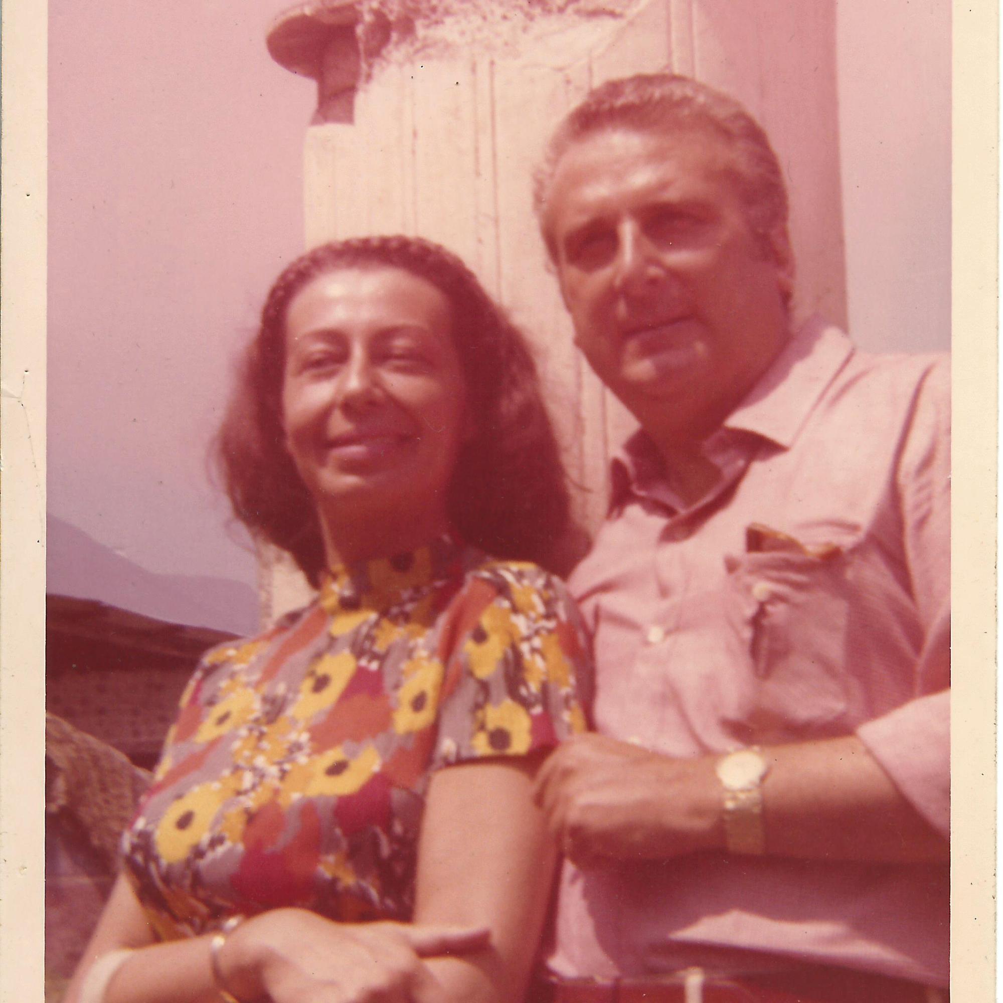 Renèe e il marito in vacanza negli anni 70